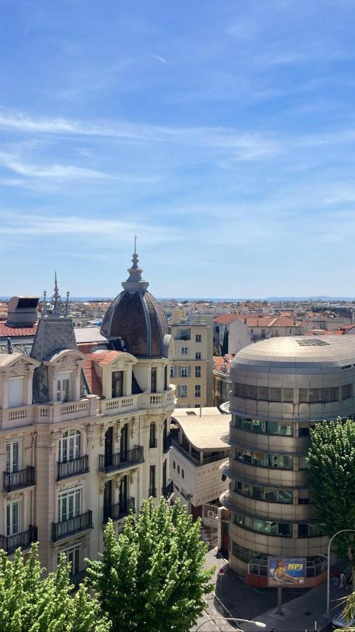 Appartement 2 Pieces En Etage Eleve, Centre-Ville Au Calme, Petite Vue Mer Nice Eksteriør billede
